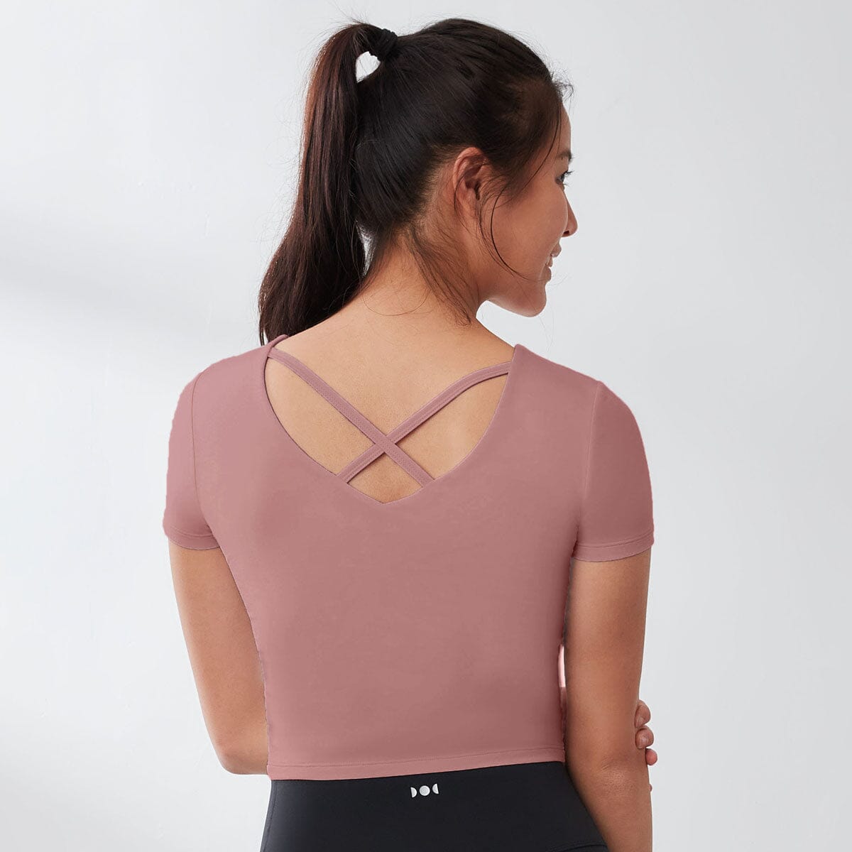 Effortless Yoga Low Impact Padded Short Sleeve Crop Top Tops Her own words SPORTS New Rose Taupe x Ashes of Roses XS 