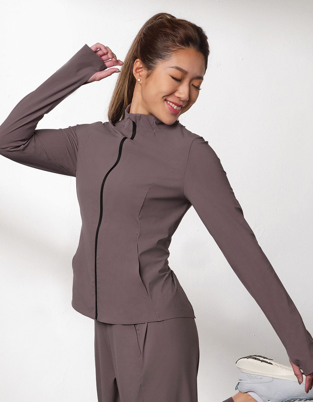 HOW- STAYDRY Cool Touch Slim Fit Jacket Tops Her own words SPORTS 