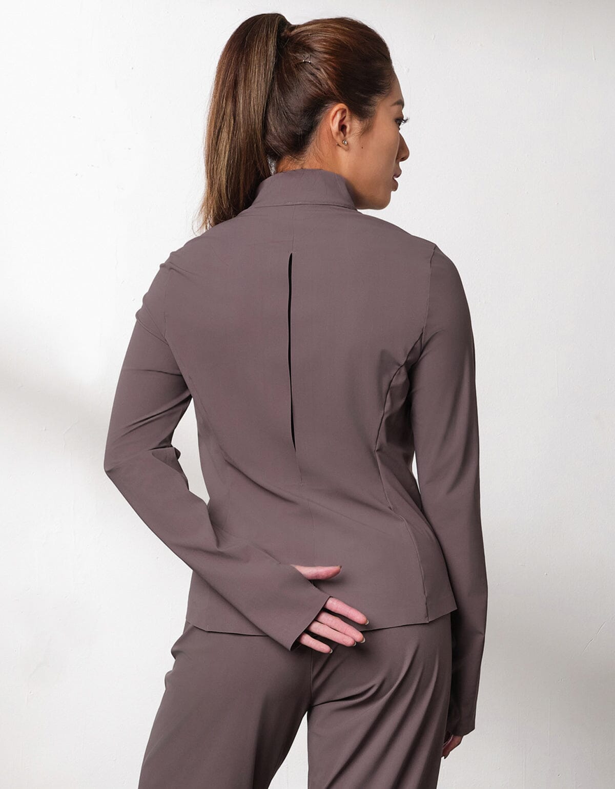 HOW- STAYDRY Cool Touch Slim Fit Jacket Tops Her own words SPORTS 