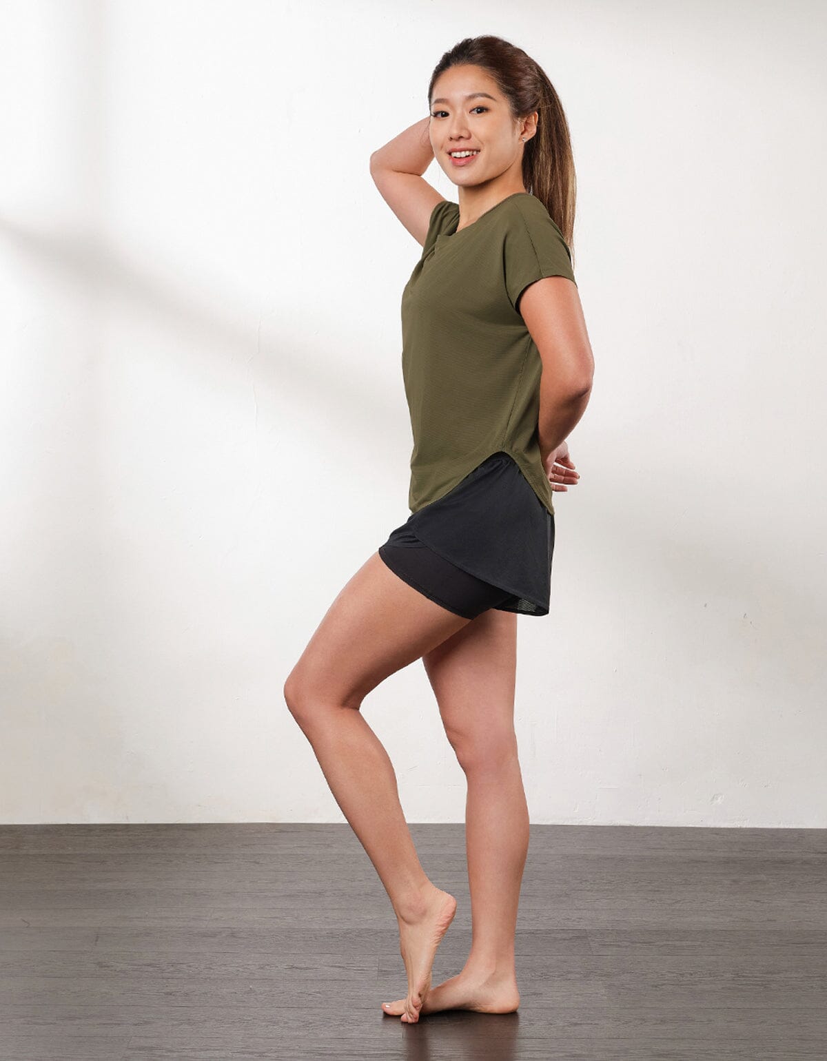 AQUA Quick Dry Mesh Crop Top Tops Her own words SPORTS