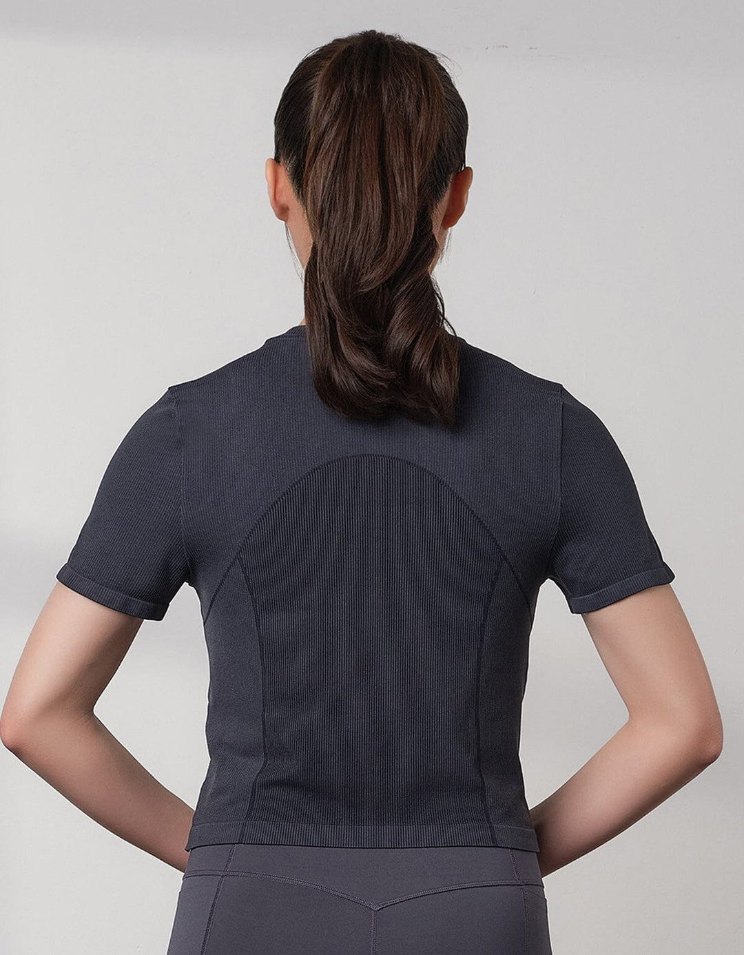 Seamless Knit Ribbed Slim Fit Crop Short Sleeve Crop Top Her own words SPORTS 