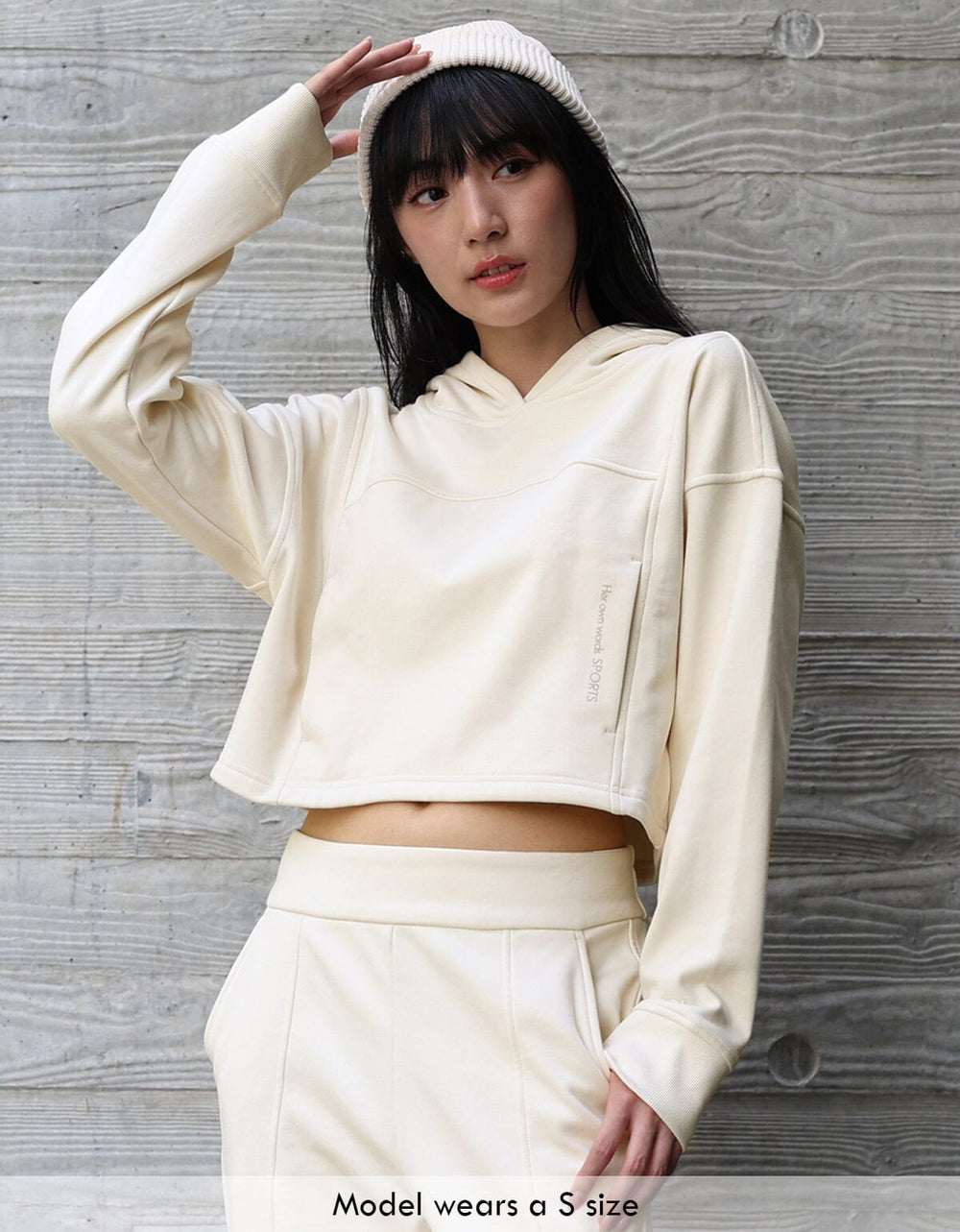 French Terry Cropped Hoodie Long Sleeve Her own words SPORTS 