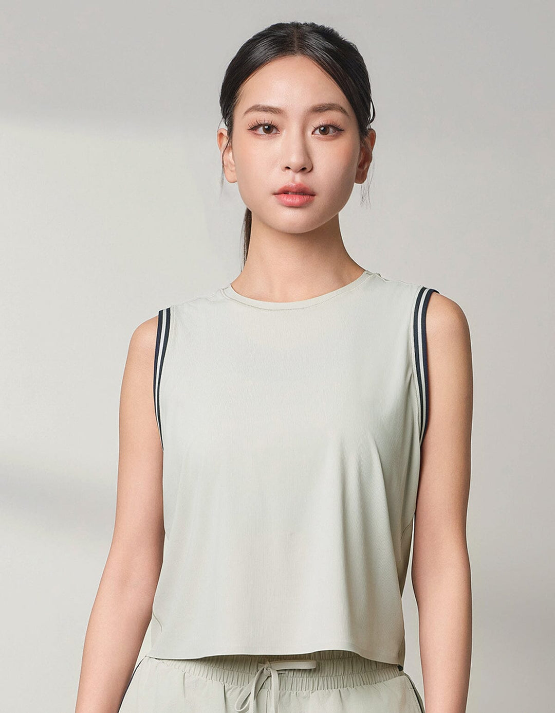 HOW-AIRY Ribbed Contrast Color Elastic Tank Top Tops Her own words SPORTS New High Rise x Navy Blazer S 