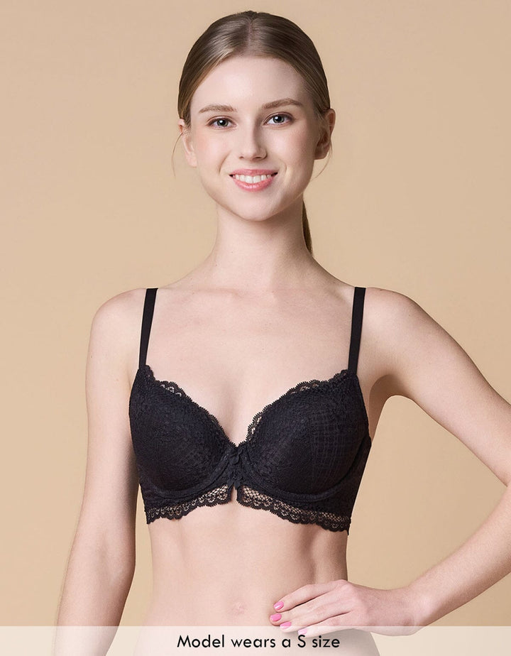 SUSTAINABLE Airy Spacer Cooling Lightly Lined Lace Bra Bra Her own words 