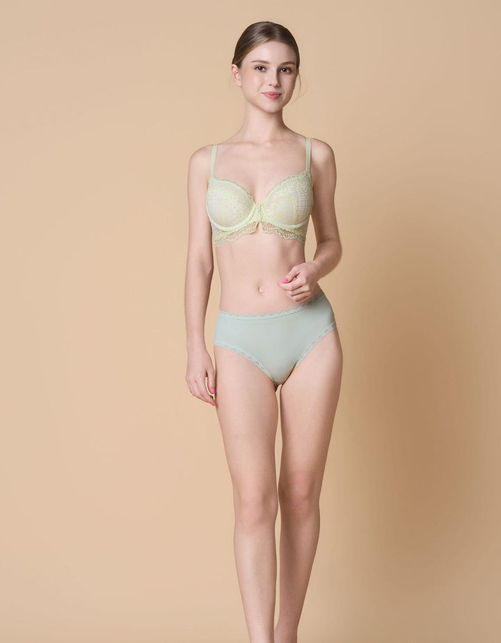 SUSTAINABLE Airy Spacer Cooling Lightly Lined Lace Bra Bra Her own words 