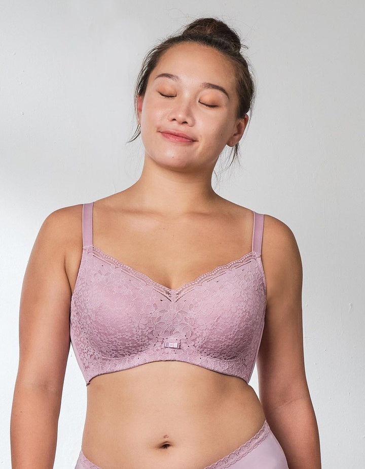 SOLUTION Mega Easy Fit REsiltech??? Wing Non Wired Lightly Lined Full Coverage Bra Bra Her own words 