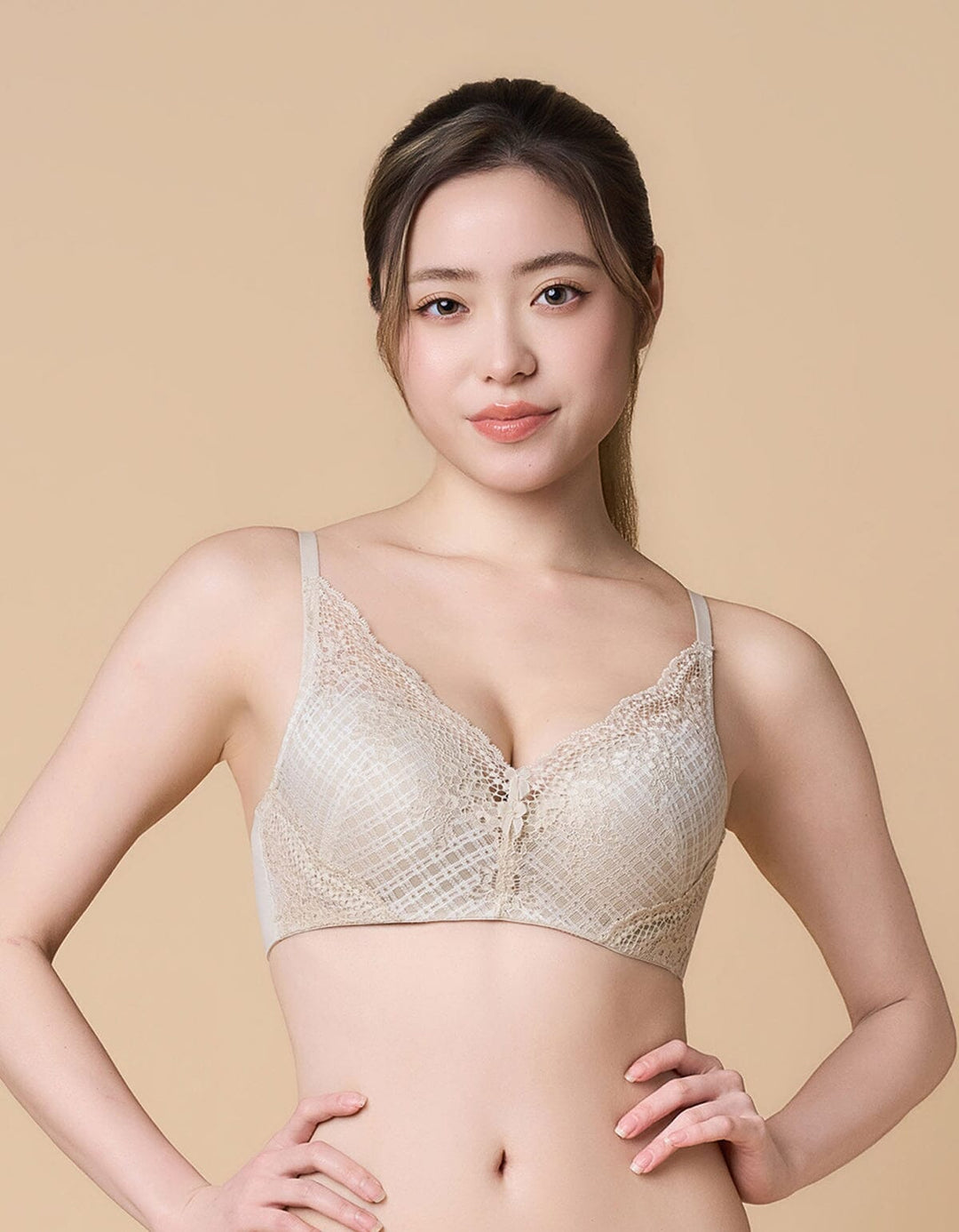 SUSTAINABLE Plunge Push Up Lace Bra Bra Her own words 