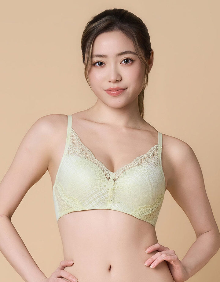 SUSTAINABLE Plunge Push Up Lace Bra Bra Her own words 
