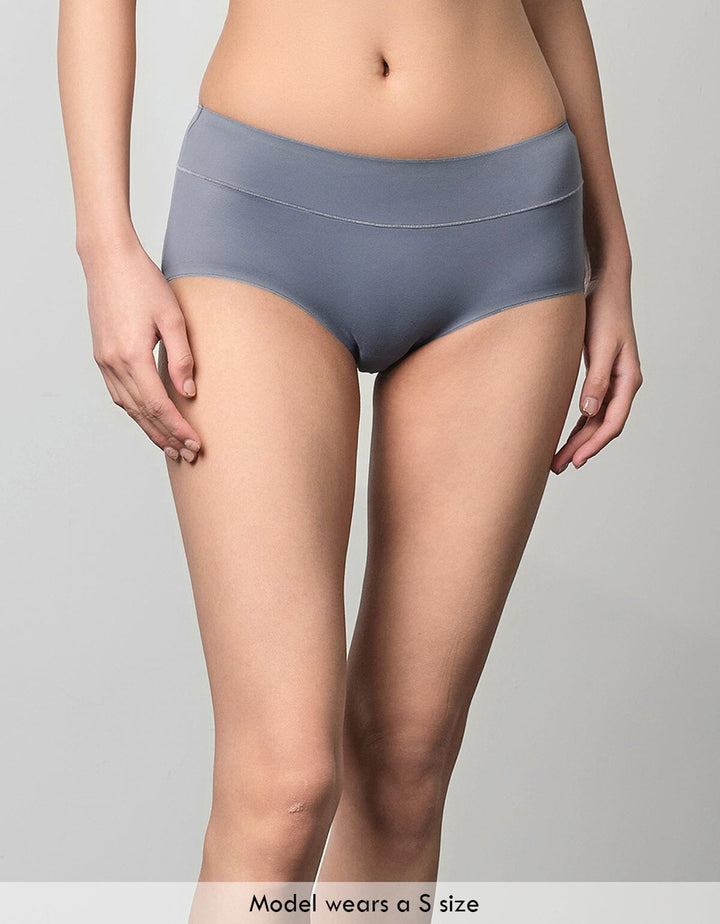 SIGNATURE Boyleg Panty Boyleg Her own words 