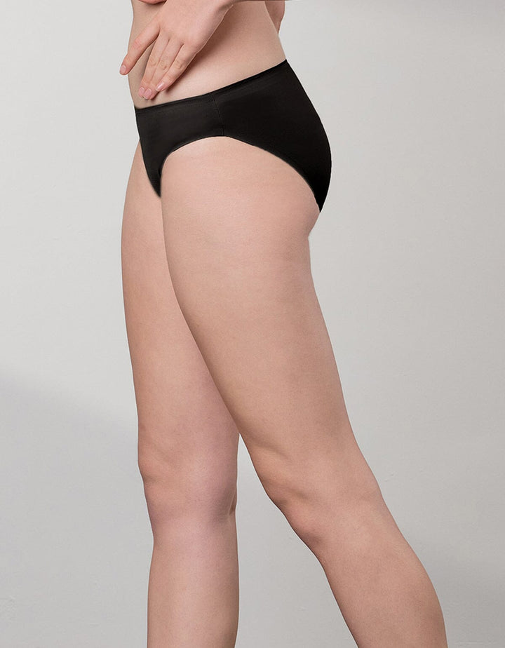 SMOOTHING Bikini Panty Bikini Her own words Black S 