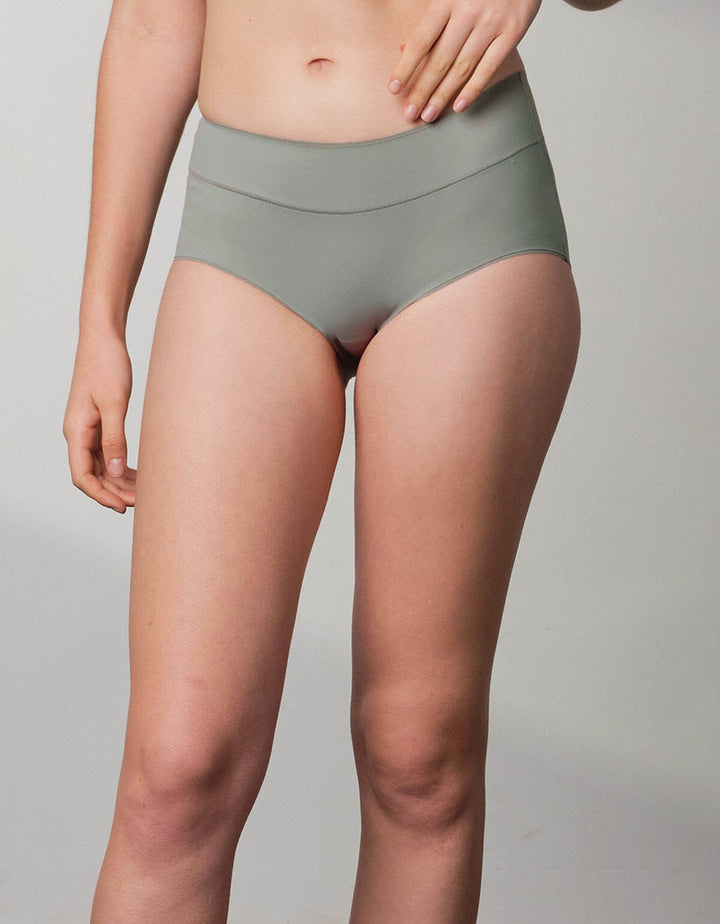 SIGNATURE Boyleg Panty Boyleg Her own words 
