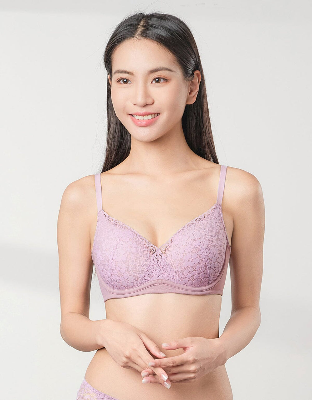 SOLUTION Lightly Lined W-Wired Lace Bra Bra Her own words 