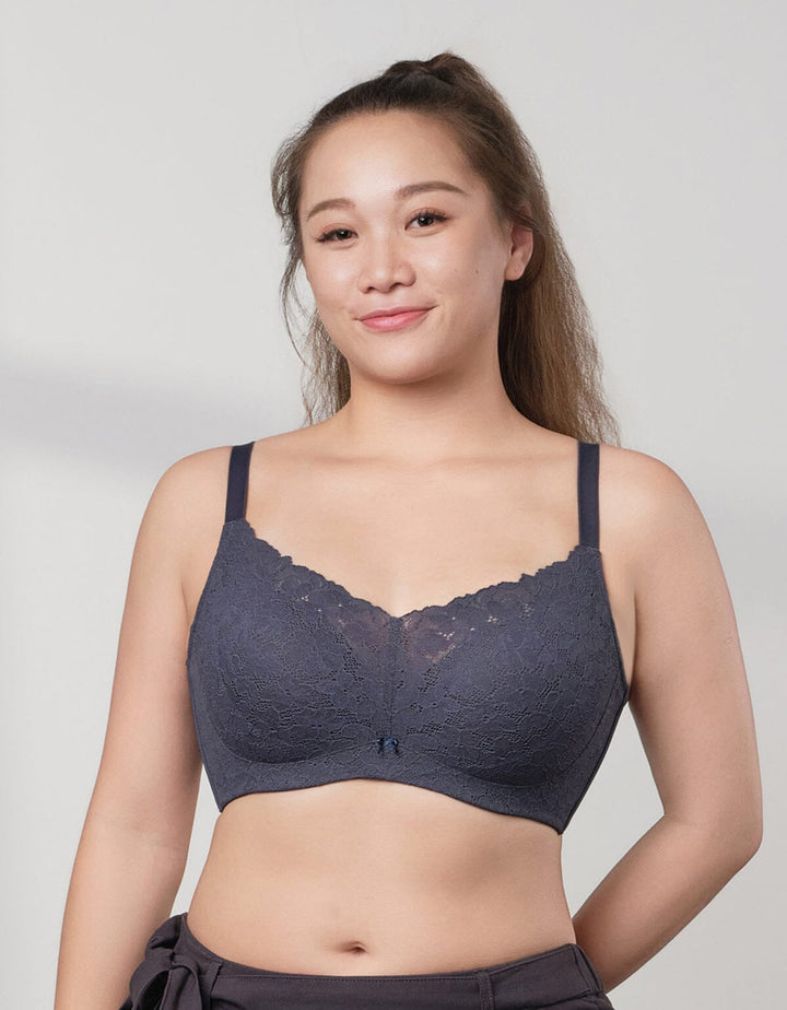 SMOOTH IT Plus Lightly Lined Lace Bra Bra Her own words 