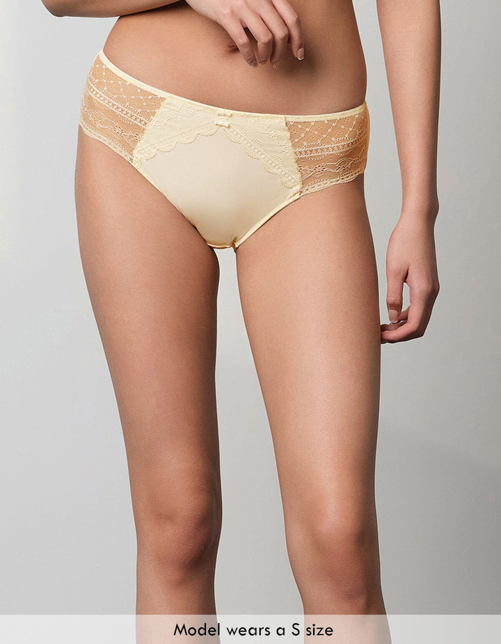 MATCH BACK Hipster Lace Panty Hipster Her own words 