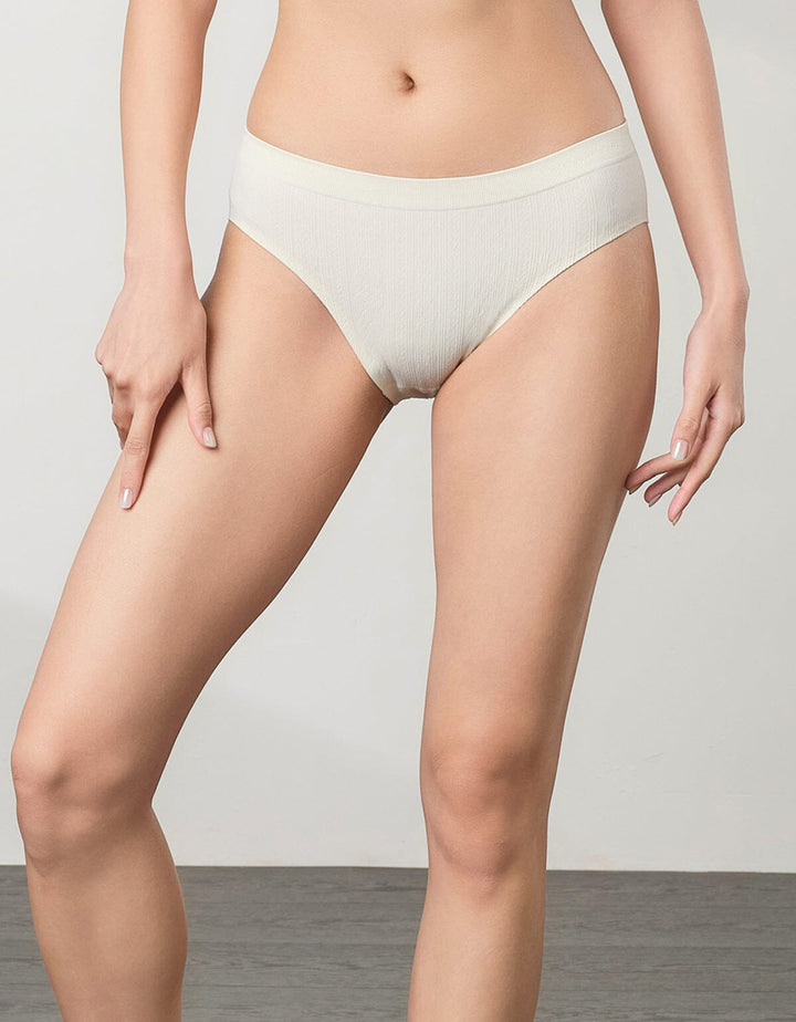 Seamless Knit Jacquard Bikini Panty Bikini Her own words 