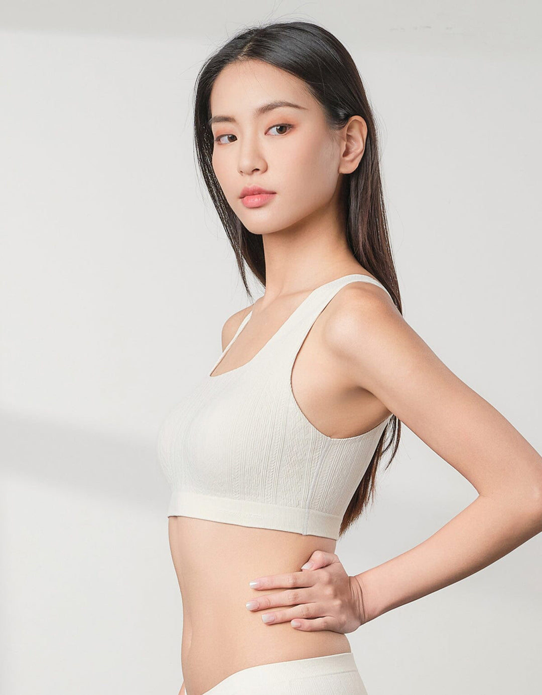 INVISIBLE Seamless Knit Square Neck Light Push Up Bra Top Bra Her own words 