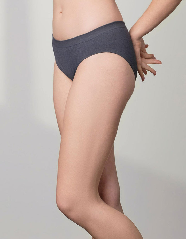 Seamless Knit Jacquard Bikini Panty Bikini Her own words Grayish Blue S 