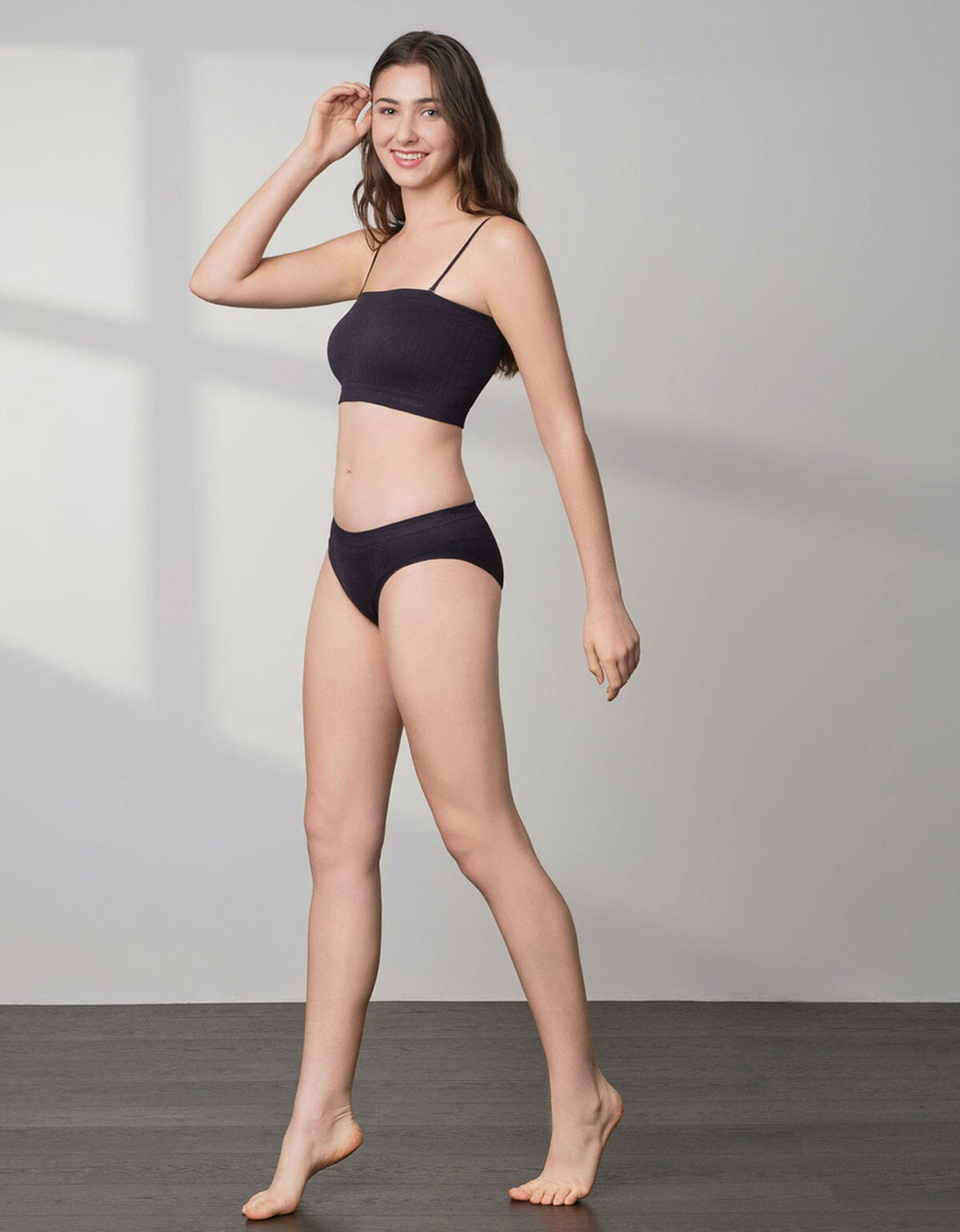 INVISIBLE Seamless Knit Light Push Up Tube Top Bra Her own words 