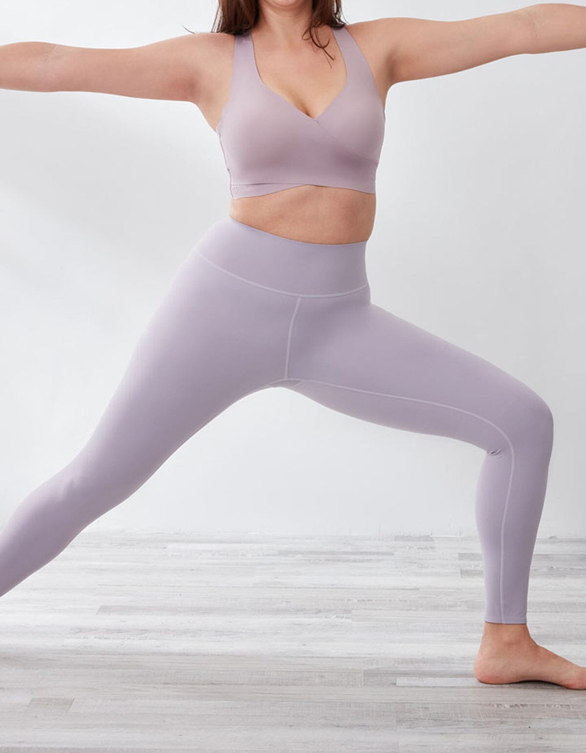 FREE ME V- Neck UV Protection Medium Impact Sports Bra Sports Bra Her own words SPORTS