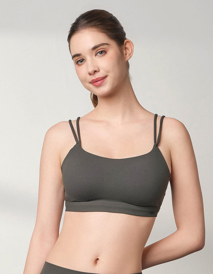 HOW-EFFORTLESS Medium Impact Light Push Up Sports Bra Medium Impact Her own words SPORTS 