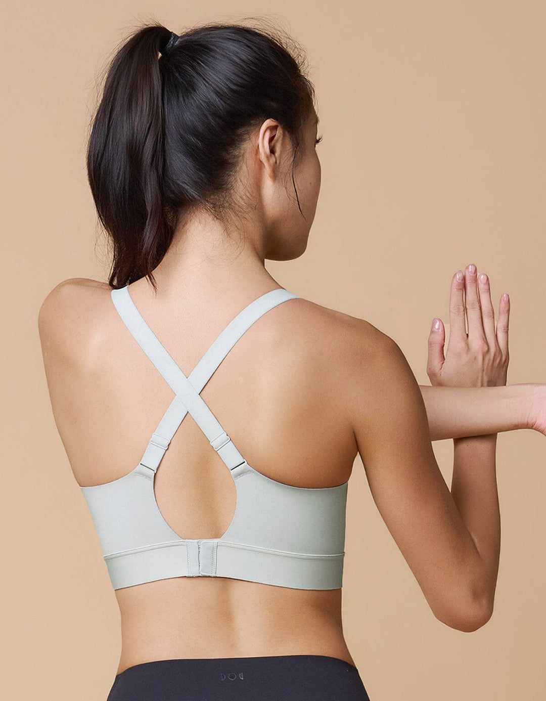 HOW-CONTROLLED Free Me Lift Up High Impact Sports Bra High Impact Her own words SPORTS 