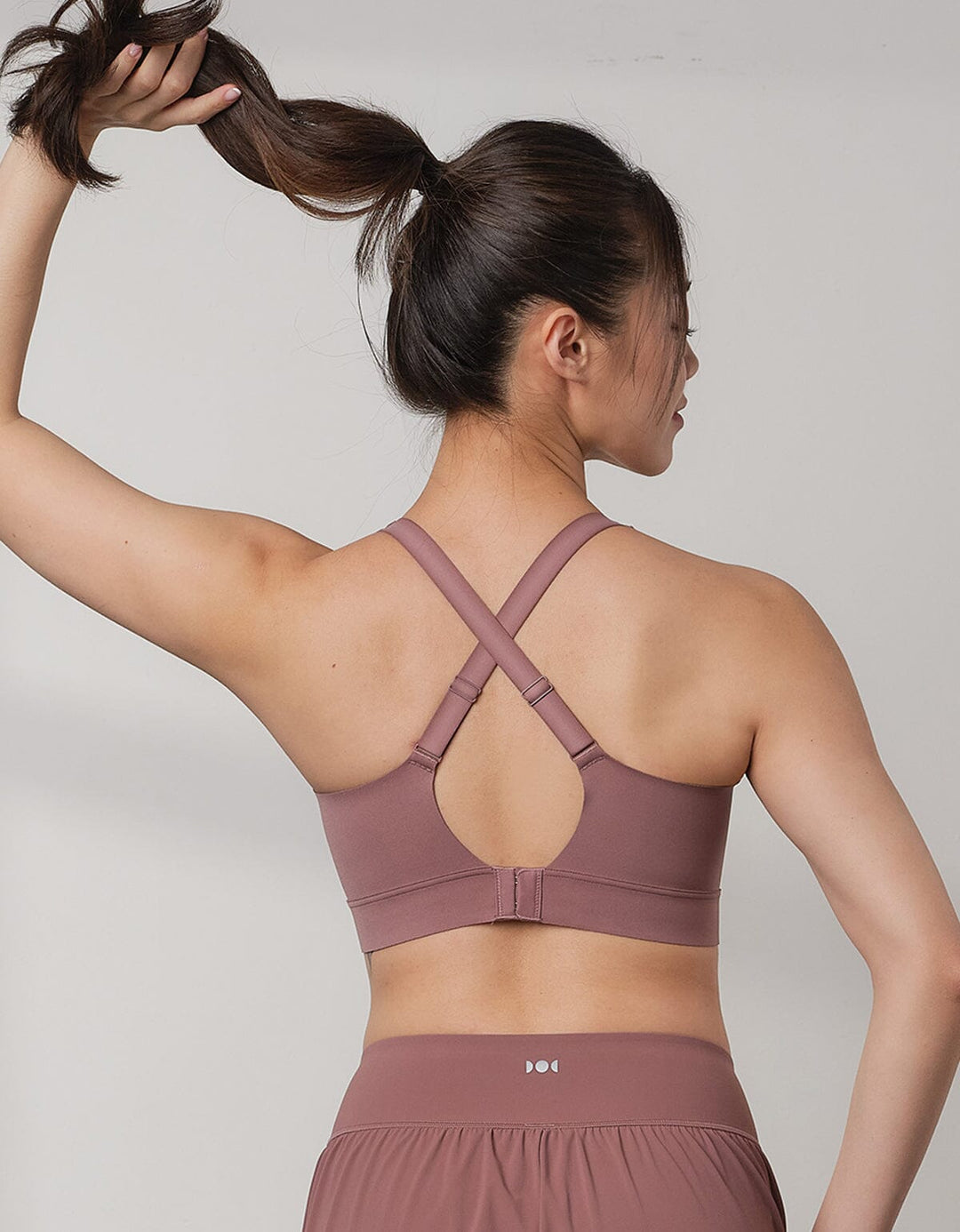 HOW-CONTROLLED Free Me Lift Up High Impact Sports Bra Sports Bra Her own words SPORTS 