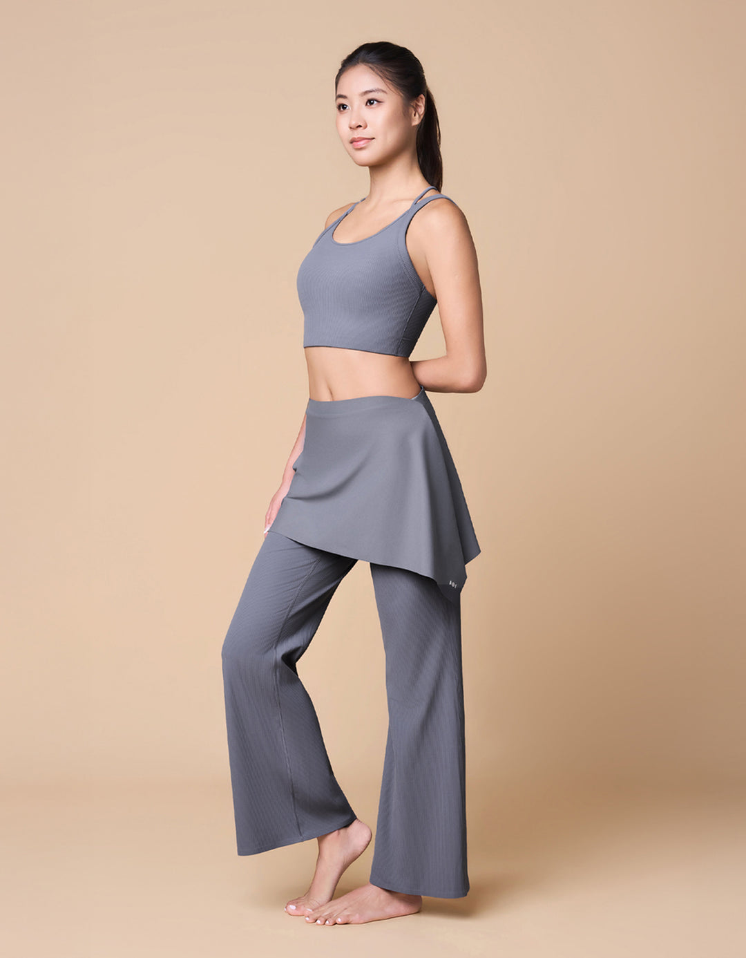 <tc>HOW-EFFORTLESS 罩衫裙</tc>