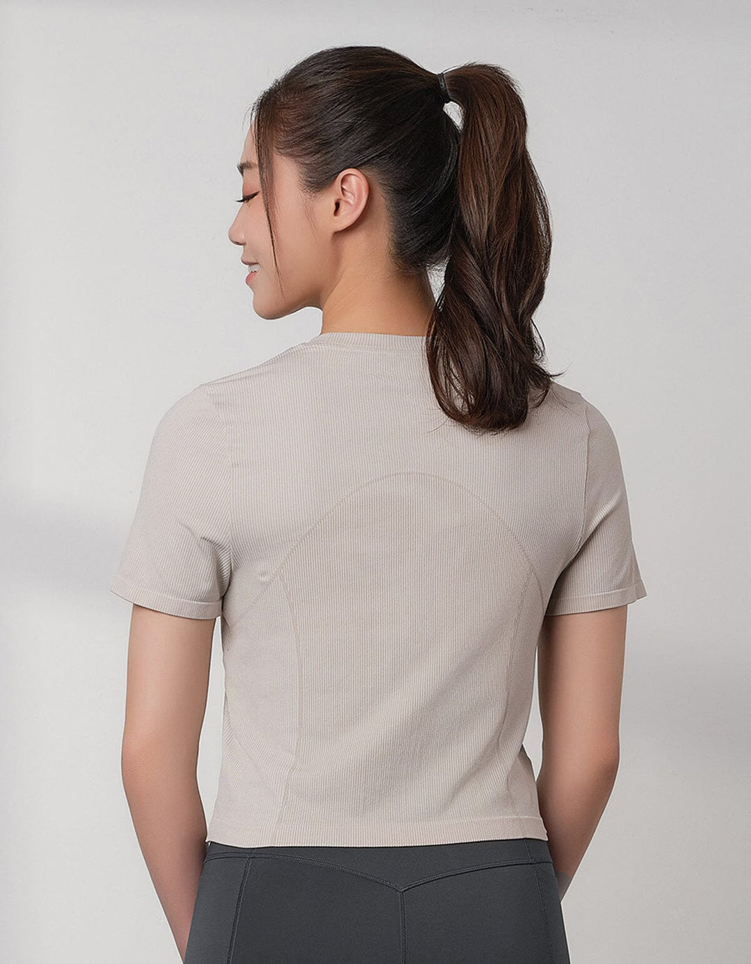 Seamless Knit Ribbed Slim Fit Crop Short Sleeve Crop Top Her own words SPORTS 