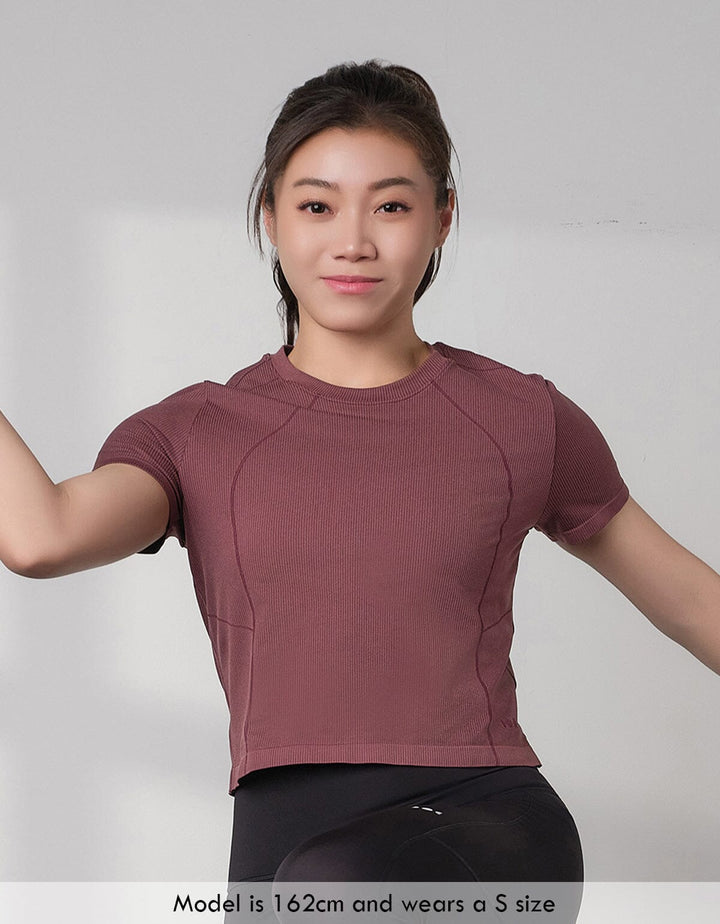 Seamless Knit Ribbed Slim Fit Crop Short Sleeve Crop Top Her own words SPORTS 