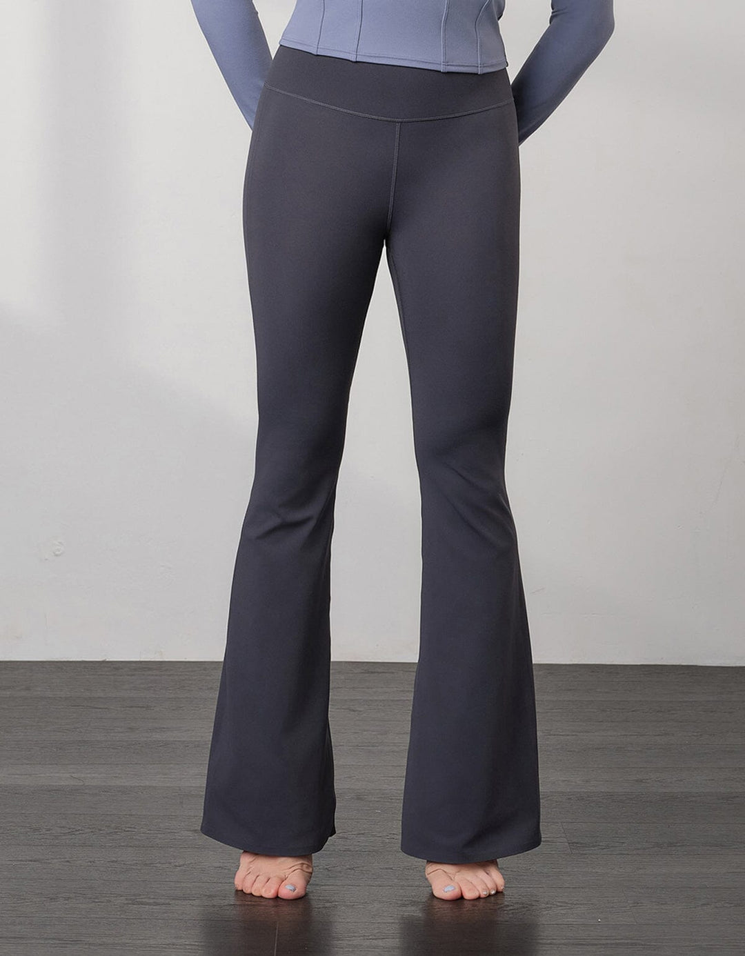 HOW-EFFORTLESS REsiltech™ Back Pocket High Waist Flare Leg Full Length Flare Her own words SPORTS 