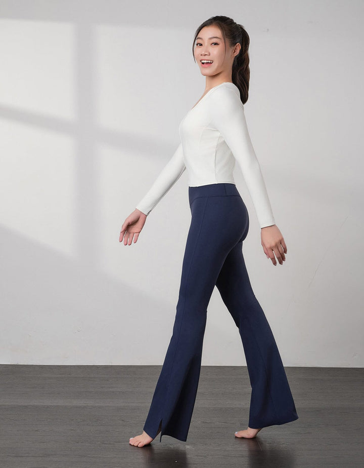 HOW-EFFORTLESS Square Neck Tight Fit Crop Long Sleeve Crop Top Her own words SPORTS 