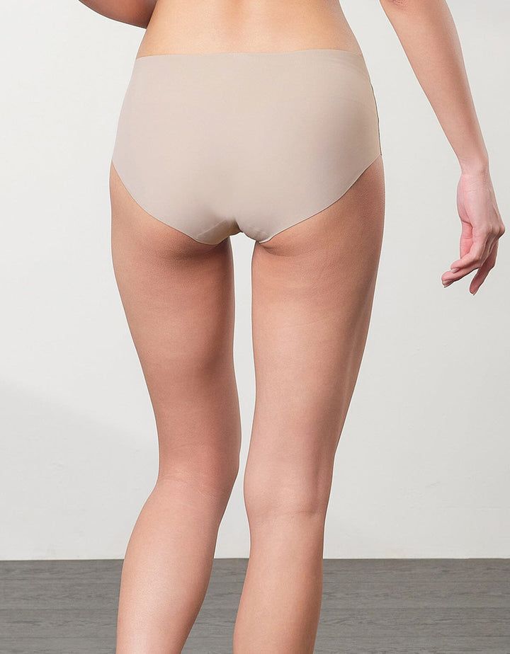 SMOOTHING Free-cut Hipster Panty Hipster Her own words 