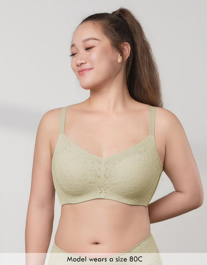 SMOOTH IT Plus Lightly Lined Lace Bra Bra Her own words 