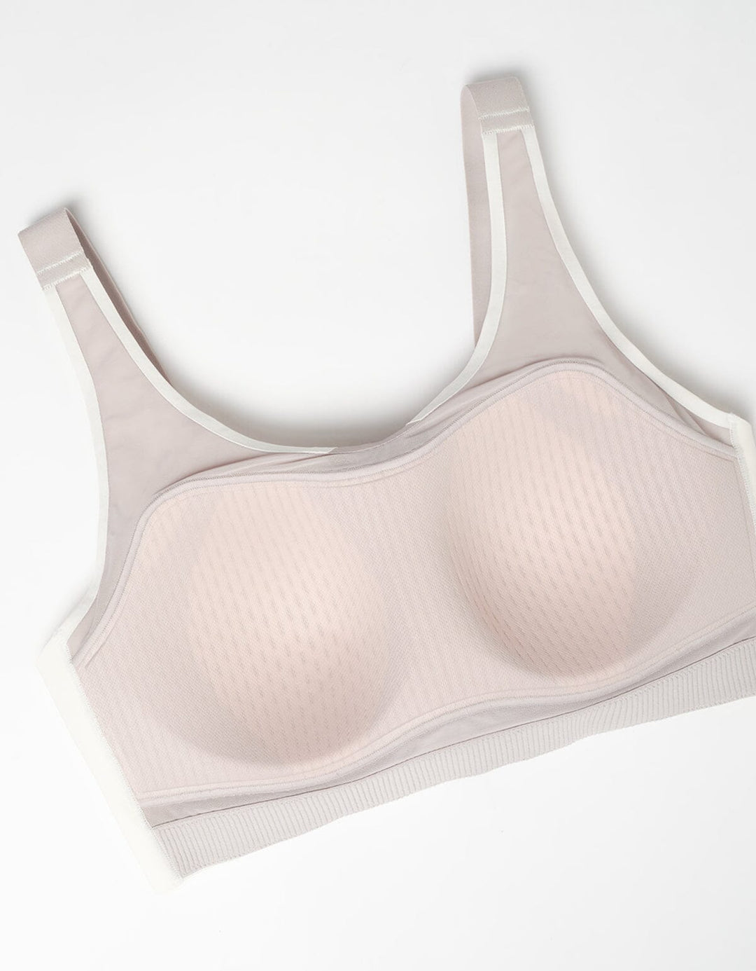 HOW-CONTROLLED REmatrixPad™ & REwickMax™ Breathable High Impact Sports Bra High Impact Her own words SPORTS 