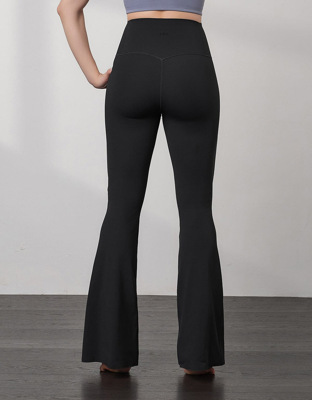 HOW-EFFORTLESS REsiltech™ Back Pocket High Waist Flare Leg Full Length Flare Her own words SPORTS 
