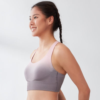 Sustainable REherbafoam™ & REextraSkin™ Medium Impact Knit Zip Sports Bra Her own words SPORTS Cameo Pink x Shark 70B 